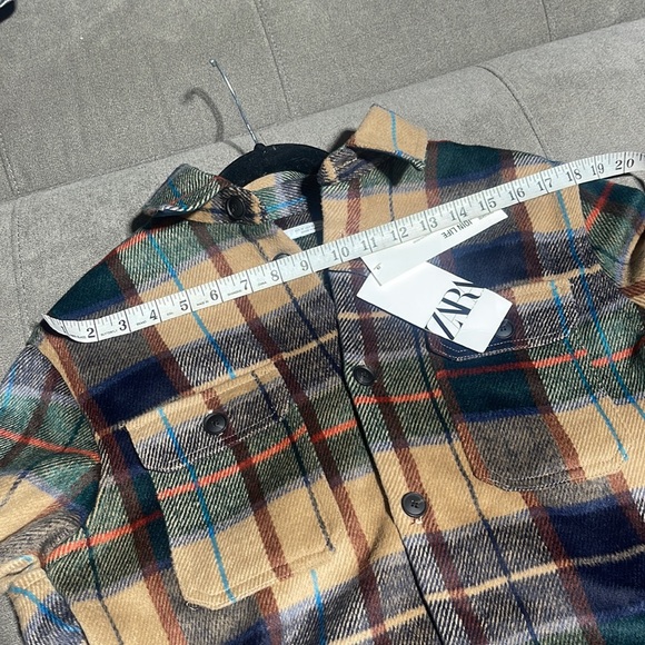 ❌SOLD❌🥰🥰ZARA Plaid Overshirt🥰🥰 - Picture 8 of 10